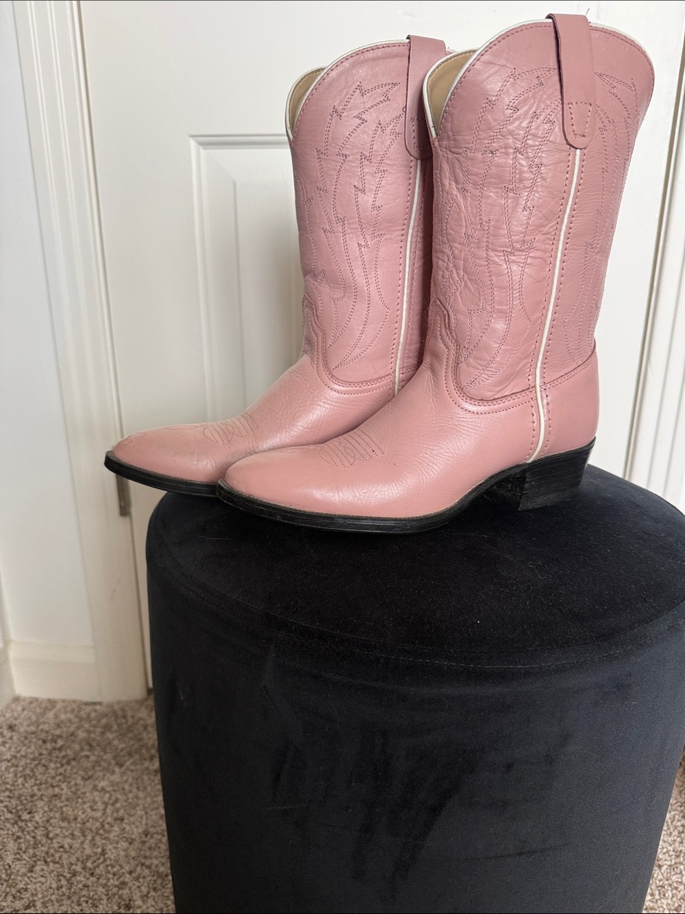 Women's Pink Cowboy Heeled Boots with Western Stitching